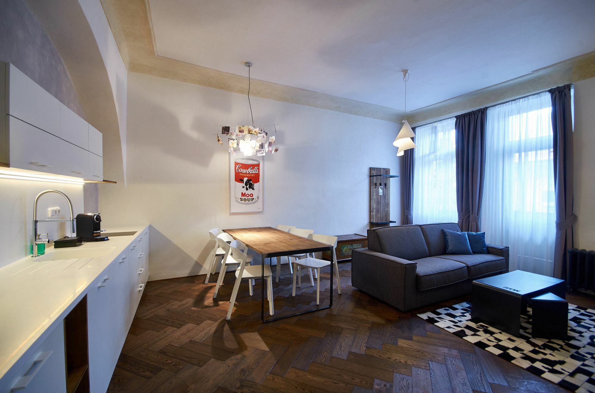 Mooo By The Castle Aparthotel Прага Екстериор снимка
